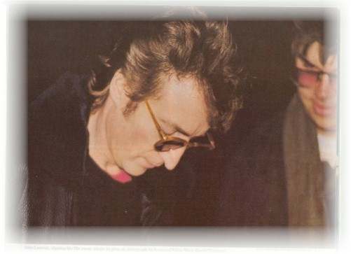 autograph.jpg (34116 bytes)